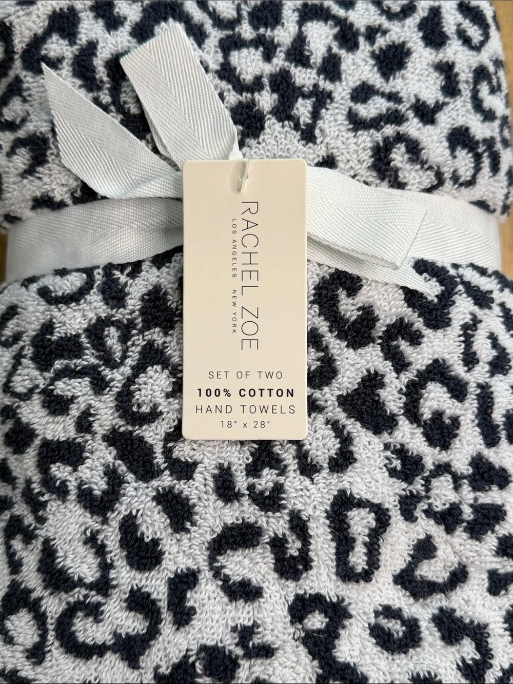 NWT Rachel Zoe Cheetah Print Hand Towel Set